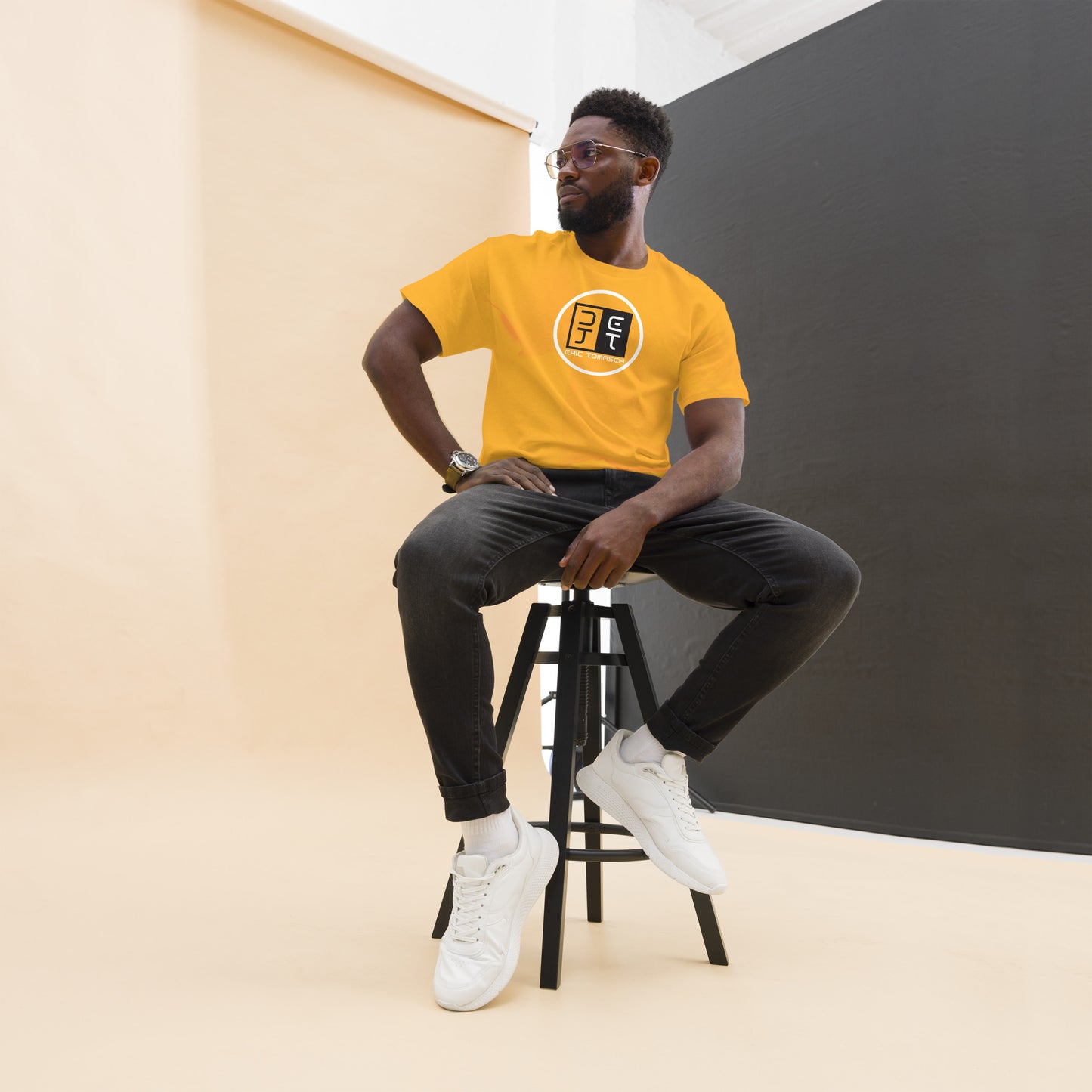 DJ Tomasek classic tee